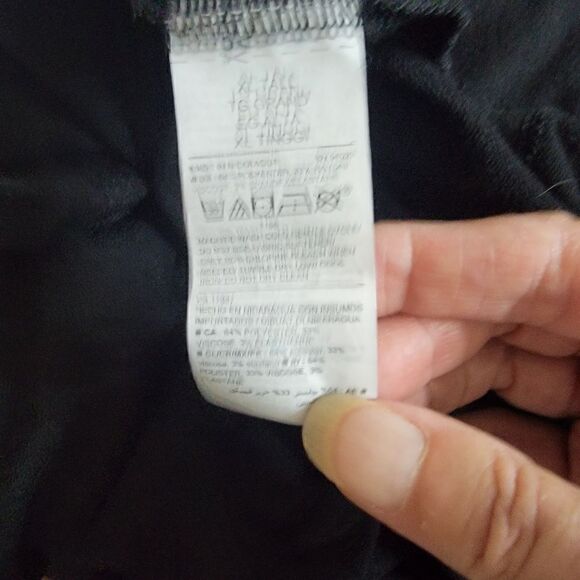 Old Navy Bundle 2 Black Sweatshirts. Size XL and XXL. - Picture 12 of 15